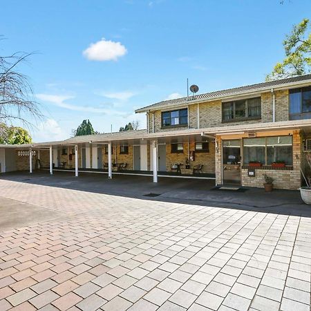 Motel Glenworth Тувумба Экстерьер фото