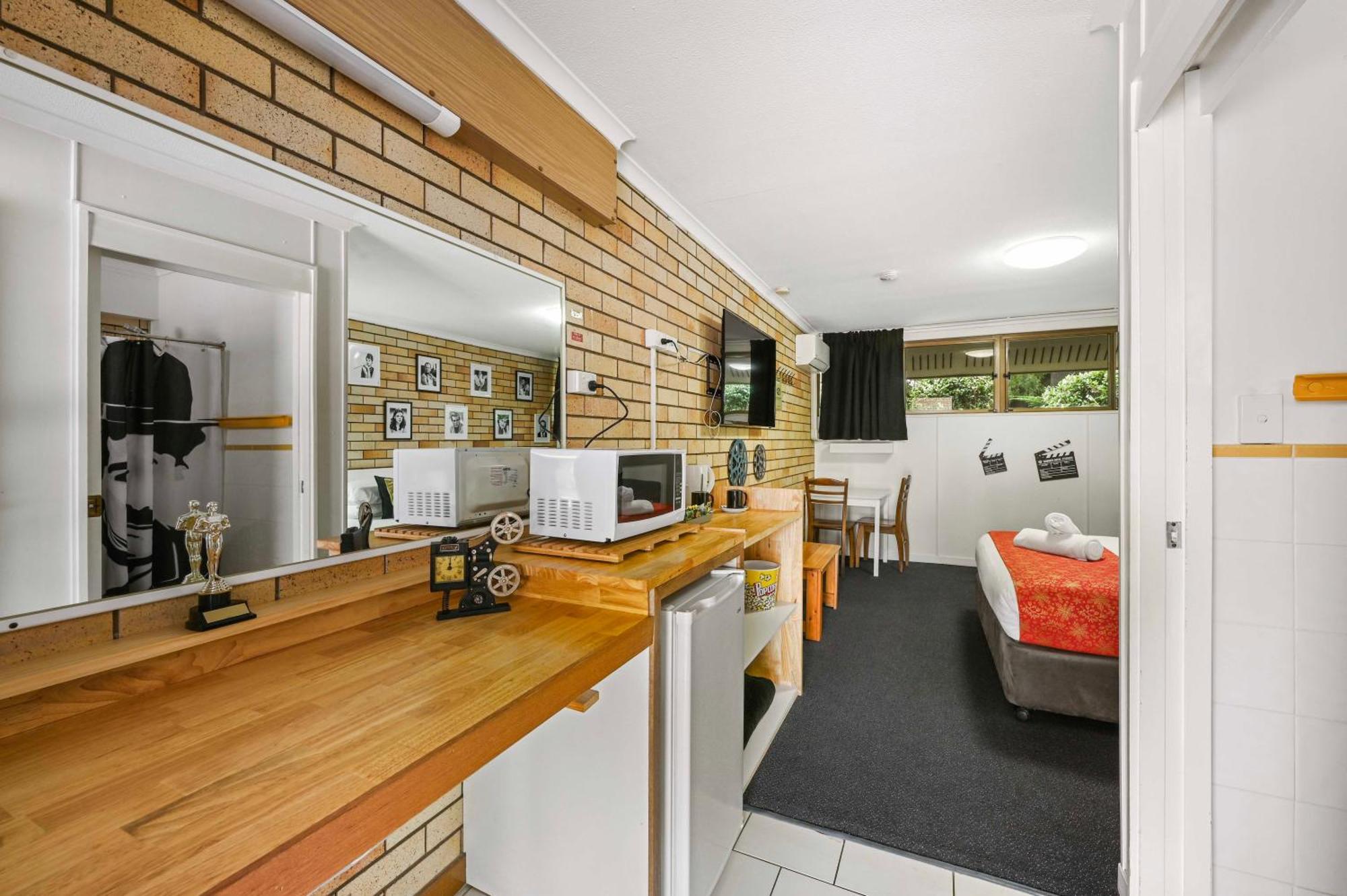 Motel Glenworth Тувумба Экстерьер фото